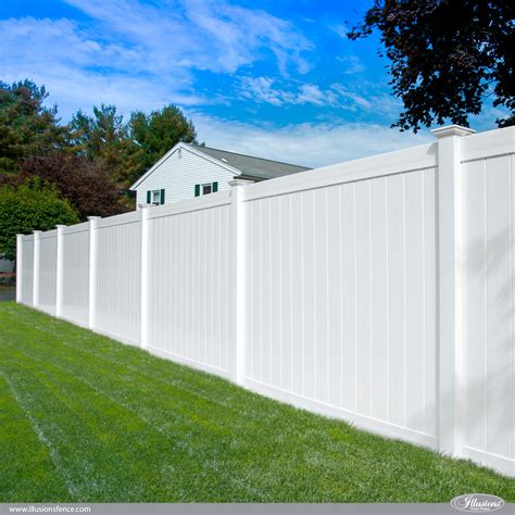 vinyl privacy fences for backyards.